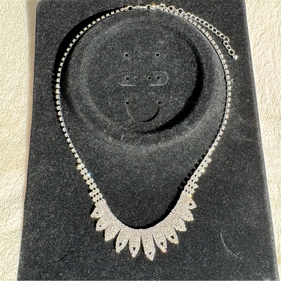 Silver Rhinestone Statement Necklace - Picture 4 of 4